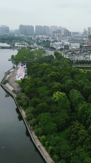 航拍湖北荆州古城九龙渊公园