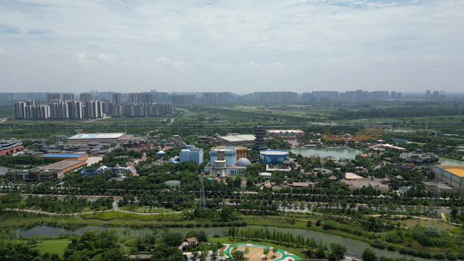 航拍湖北荆州方特休闲度假区游乐场