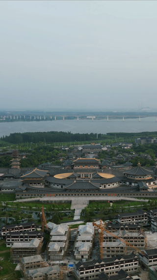 航拍湖北襄阳中国唐城影视基地4A景区