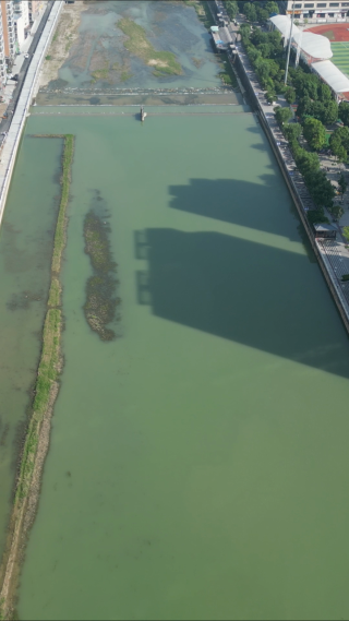 航拍湖北襄阳保康县城市建设清溪河风光