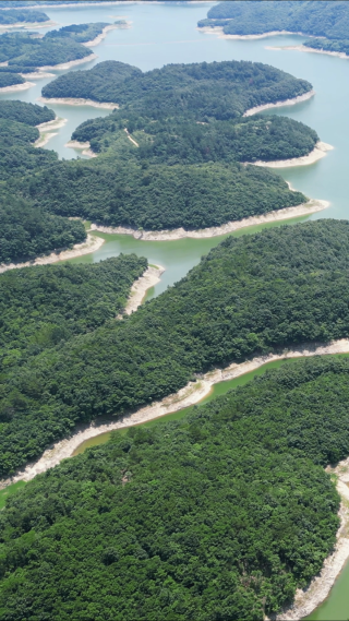 航拍湖北襄阳南漳县三道河风景区