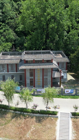 航拍湖北襄阳南漳县水镜庄景区古建筑 