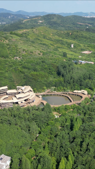 航拍湖北襄阳古隆中景区
