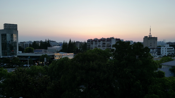 航拍湖北襄阳城市交通