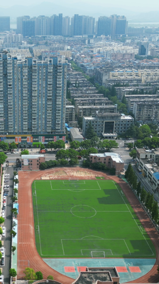 航拍湖北襄阳城市地标建筑高楼