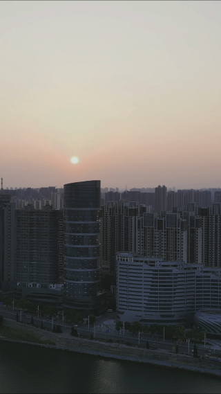 航拍湖北襄阳城市地标高楼