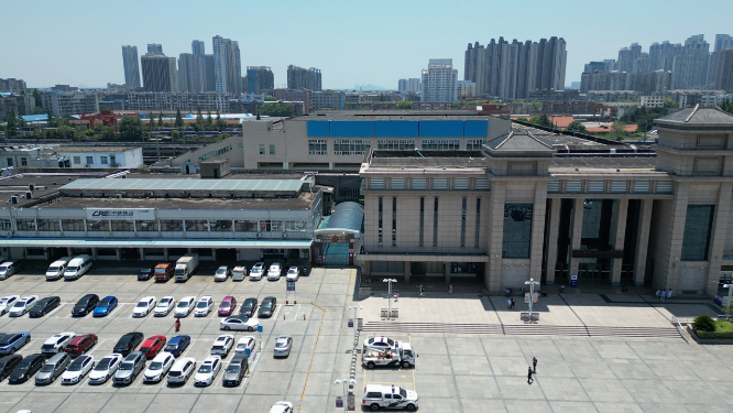 航拍湖北襄阳城市建设