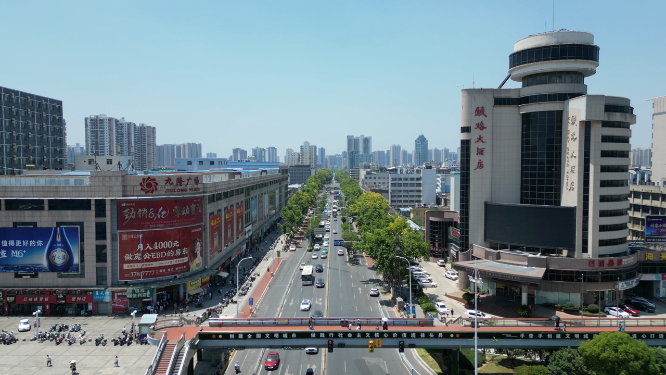 航拍湖北襄阳城市建设