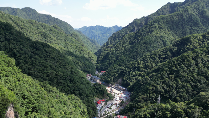 航拍湖北襄阳尧治河4A景区
