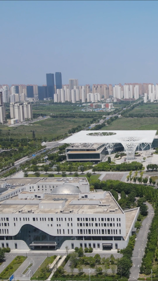 航拍湖北襄阳市规划展览馆