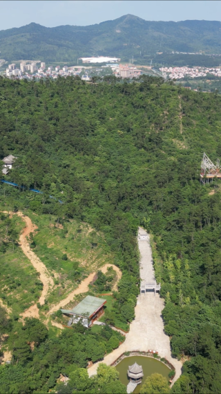 航拍湖北襄阳黄家湾风景区 