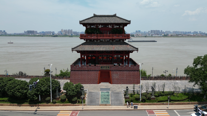 航拍湖北鄂州武昌门古建筑
