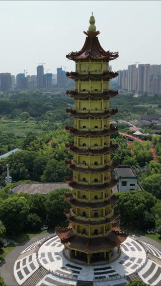 航拍湖北鄂州莲花山