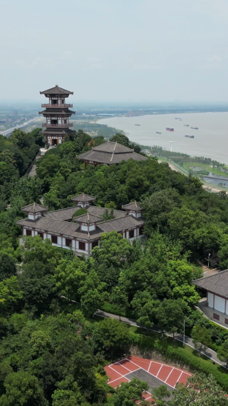 航拍湖北鄂州西山风景区武昌楼