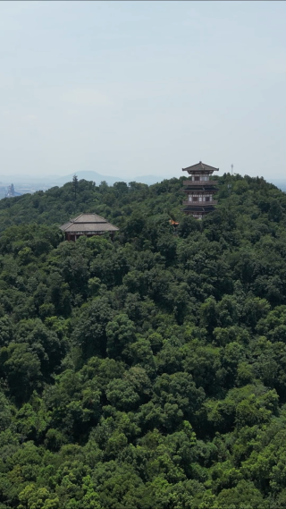 航拍湖北鄂州西山风景区武昌楼