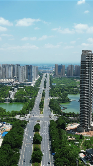 航拍湖北随州城市交通大道迎宾大道