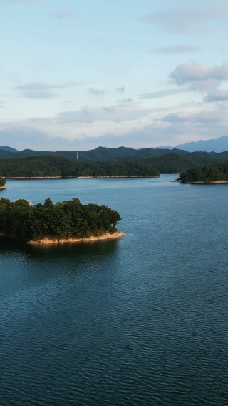 航拍湖北随州琵琶湖风景区 