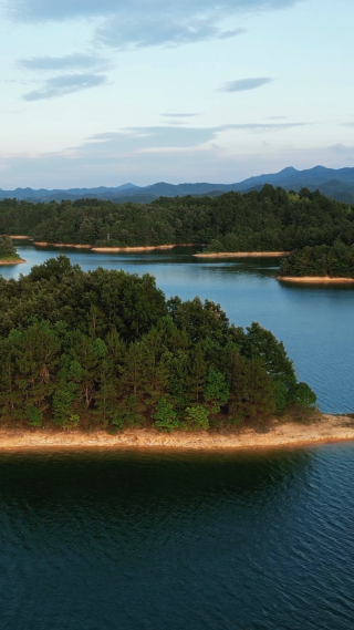 航拍湖北随州琵琶湖风景区 