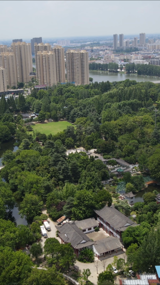 航拍湖北随州白云公园