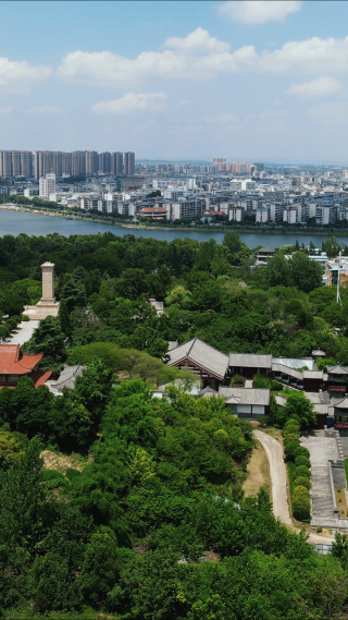 航拍湖北随州革命烈士陵园 