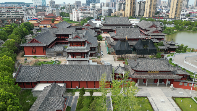 航拍湖北黄冈安国寺古建筑