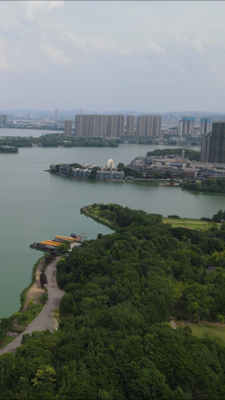 航拍湖北黄冈遗爱湖公园4A景区
