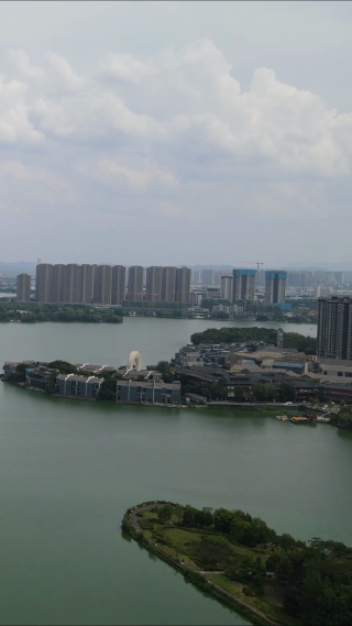 航拍湖北黄冈遗爱湖公园4A景区