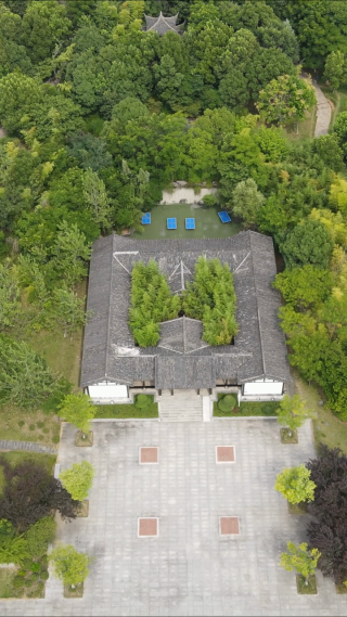 航拍湖北黄冈遗爱湖公园苏东坡纪念馆