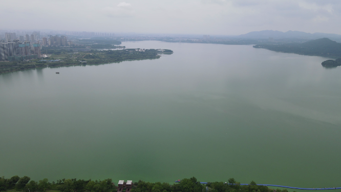 航拍湖南岳阳南湖公园