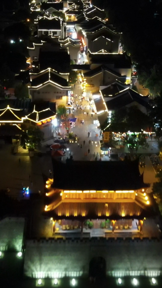 航拍湖南岳阳楼景区汴河街夜景