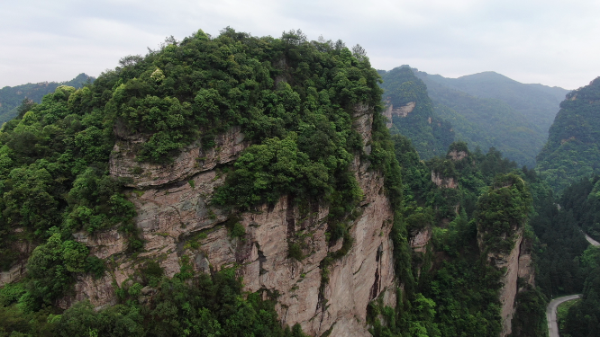 航拍湖南张家界武陵源奇山