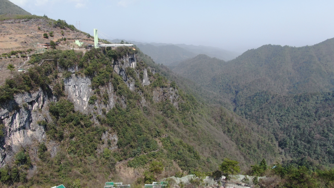 航拍湖南怀化大峡谷玻璃桥