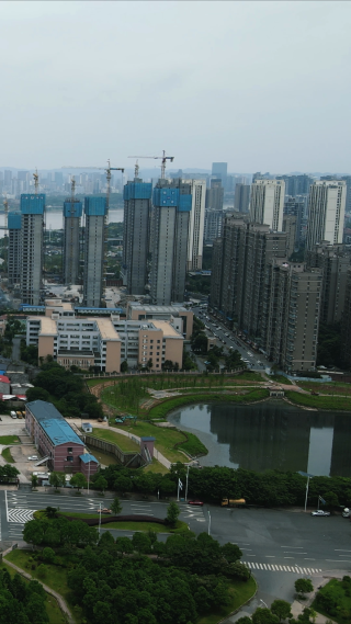 航拍湖南株洲城市风光竖屏