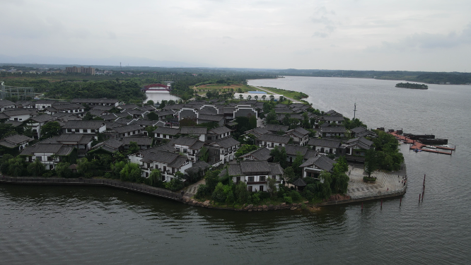 航拍湖南洋沙湖国际旅游度假区4A景区渔窑小镇