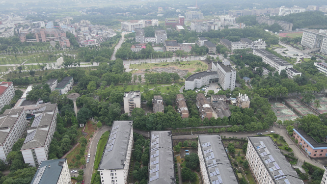 航拍湖南湘乡市东山书院