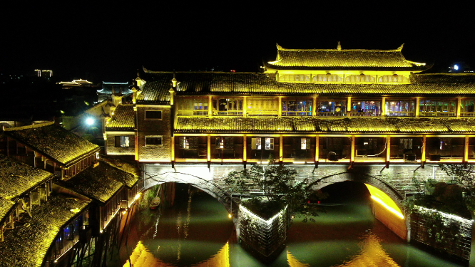航拍湖南湘西凤凰古城虹桥夜景