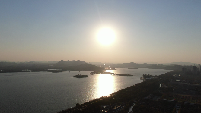航拍湖面日落晚霞徐州云龙湖