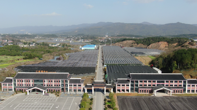 航拍现代农业种植大棚怀化九峰农博园