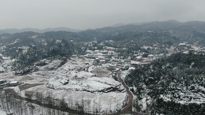 航拍田园冬天雪景