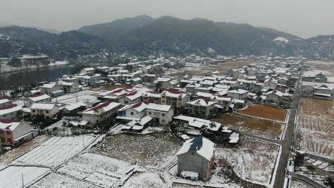 航拍田园冬天雪景