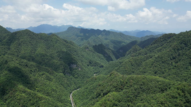 航拍祖国壮丽山川湖北神农架林区