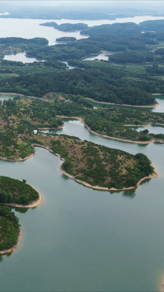 航拍祖国壮丽河山湖北洈水风景区竖屏