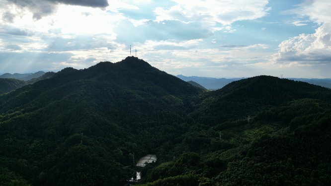 航拍祖国大好河山湖南中坡山 