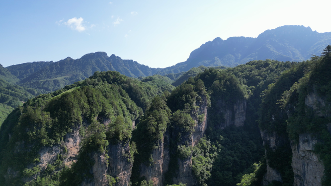 航拍祖国大好河山神农架画廊谷山谷