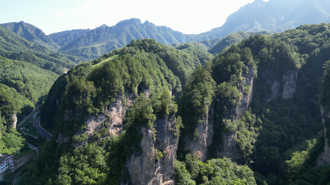航拍祖国大好河山神农架画廊谷山谷