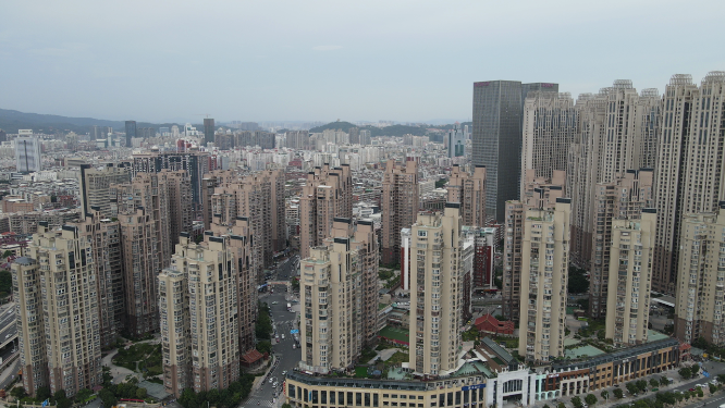 航拍福建泉州城市高楼建筑