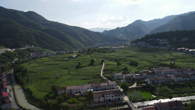 航拍美丽农耕乡村