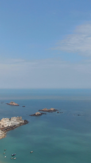 航拍蓝色海洋湄洲岛竖屏 