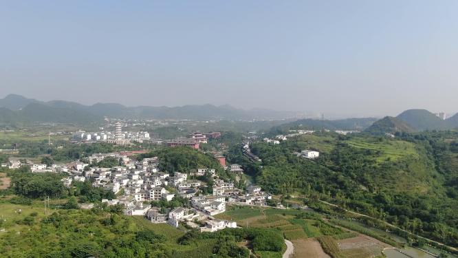 航拍贵州山中农村