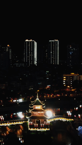 航拍贵州贵阳甲秀楼夜景